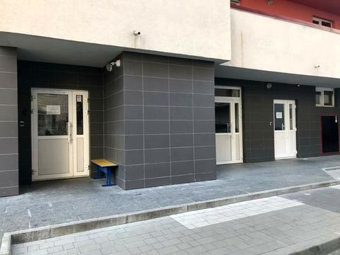 комерційна за адресою Василя Стуса вул., 7-Б