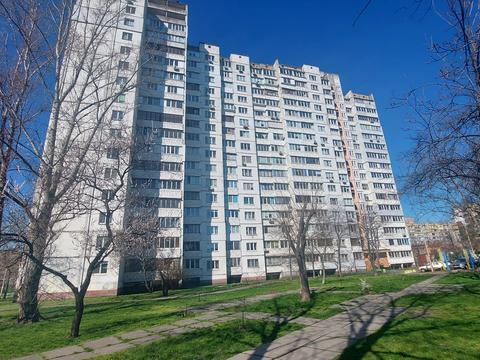 квартира за адресою Рональда Рейгана вул., 9-В