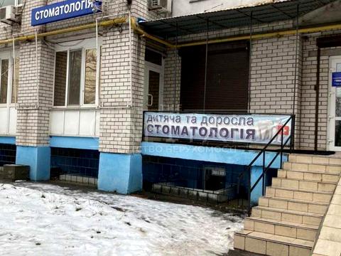комерційна за адресою Білогородська вул., 51