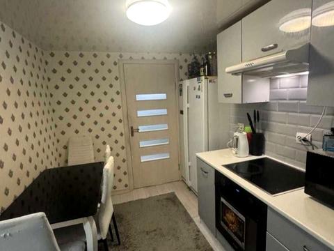 квартира за адресою Разумовська вул., 10/12