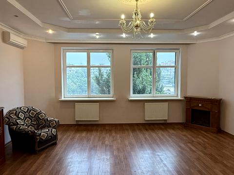 квартира по адресу Евгения Коновальца ул. (Щорса), 32-Б