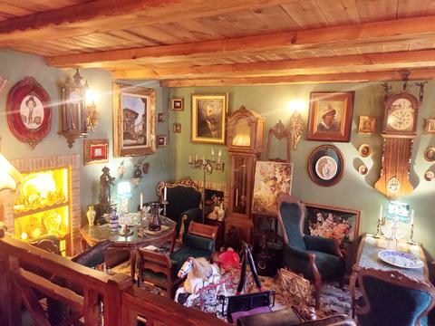 комерційна за адресою Військовий узвіз, 8