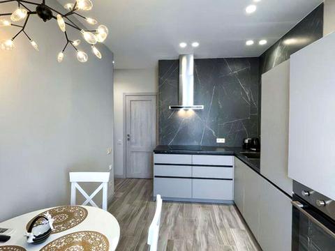 квартира за адресою Середня вул., 24 к2