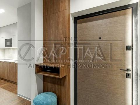 квартира за адресою Салютна вул., 2