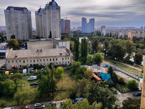 квартира за адресою Ованеса Туманяна вул., 8