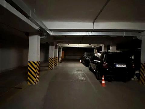 паркоместо по адресу Симферопольская ул., 11