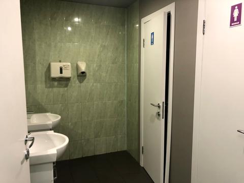 комерційна за адресою вул. Болсуновська, 8