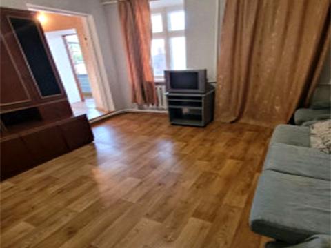 квартира по адресу Средняя ул., 33