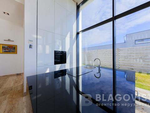 дом по адресу с. Лесники, Ватутина пер., 1