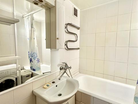 квартира за адресою Героїв Крут вул. (12 Квітня), 78