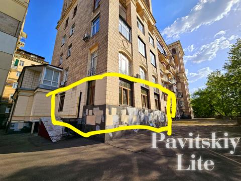 комерційна за адресою Заньковецької вул., 8