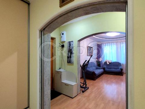квартира за адресою Кропивницького вул., 54