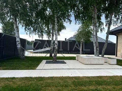 будинок за адресою Київська