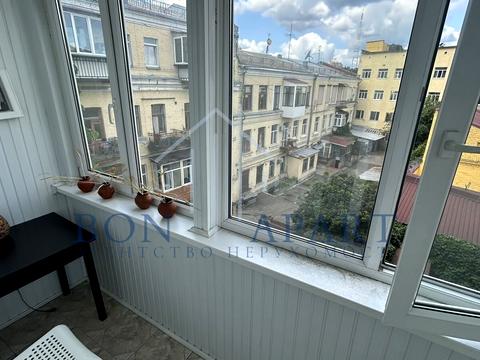 квартира за адресою Костянтинівська вул., 1