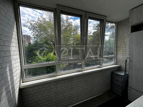 квартира за адресою Велика Васильківська вул. (Червоноармійська), 136