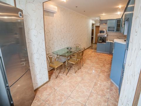 квартира за адресою Захисників України вул. (1-го Травня), 1г