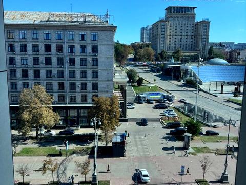 коммерческая по адресу майдан Незалежності пл., 2-А