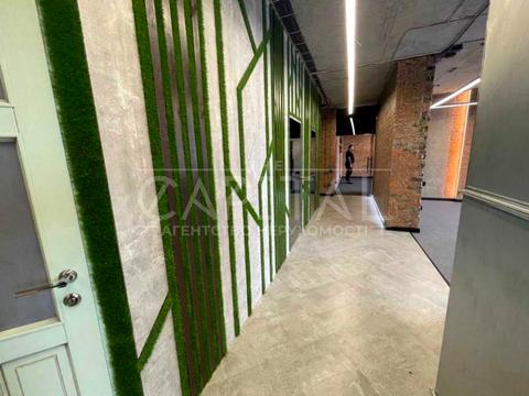 комерційна за адресою Євгена Коновальця вул. (Щорса), 44-А