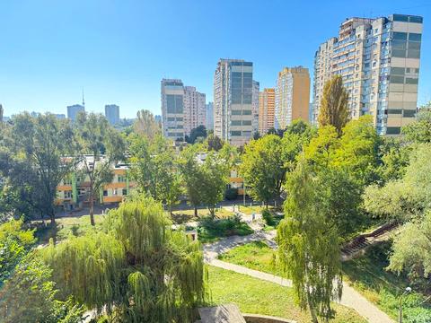 квартира за адресою Європейського Союзу просп. (Правди), 17-Б