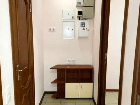 комерційна за адресою Князя Володимира Великого вул. (Плеханова), 22