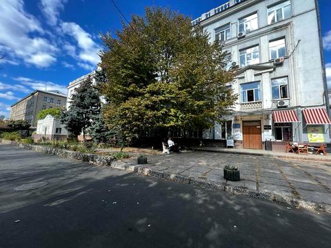 коммерческая по адресу Большая Арнаутская ул., 2б