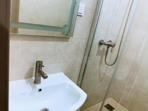 квартира за адресою Ревуцького вул., 40-В