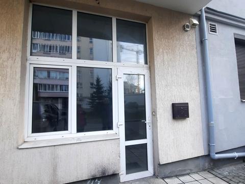 комерційна за адресою Якова Головацького вул., 21