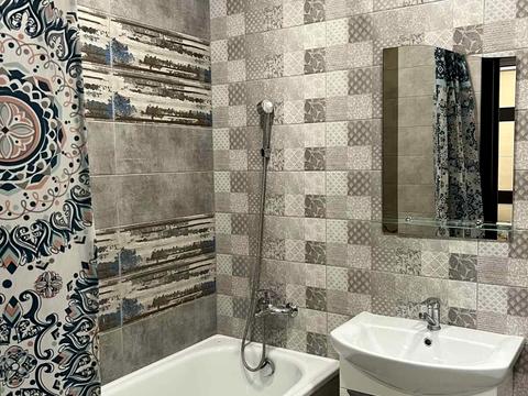 квартира за адресою Водопровідна вул., 42