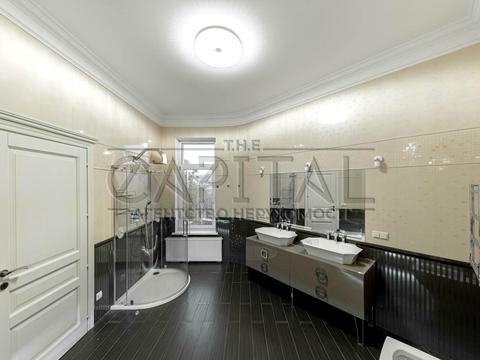 будинок за адресою вул. Локомотивна