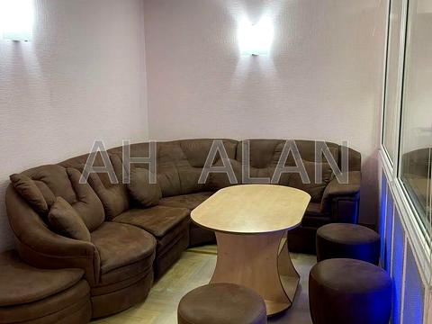 коммерческая по адресу Антоновича ул. (Горького), 90-92