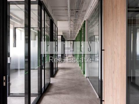 комерційна за адресою Боричів Тік вул., 38В