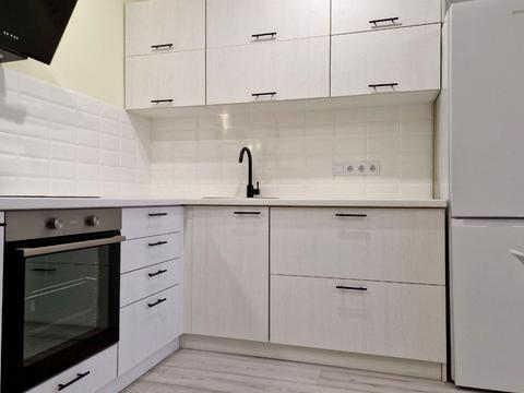 квартира за адресою Дніпровська набережна вул., 20-Б