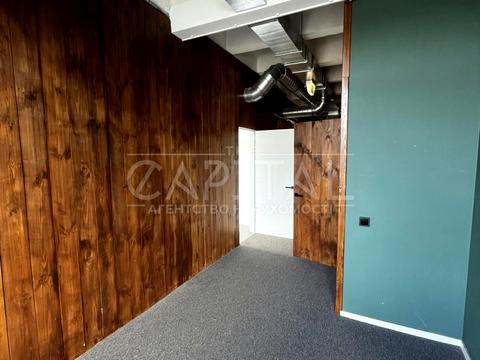 коммерческая по адресу Верхній Вал ул., 10