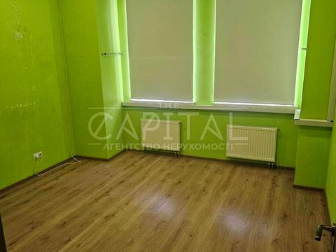 комерційна за адресою Кожум'яцька вул., 1