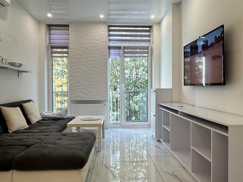 квартира за адресою Регенераторна вул., 4