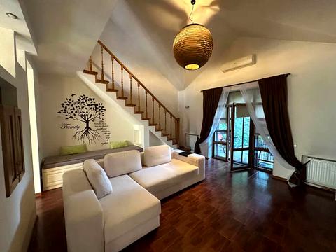 будинок за адресою Лугова вул., 143