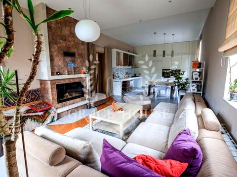 дом по адресу 10-та лінія ул.