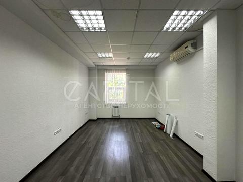 комерційна за адресою кільцева, 4