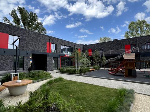 квартира за адресою Олега Мудрака вул. (Генерала Наумова), 1-Б