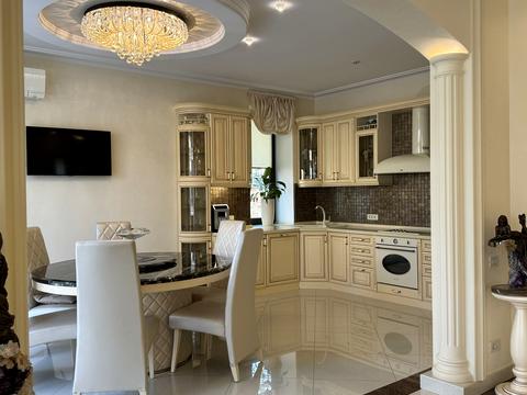 будинок за адресою Горіхова вул., 7