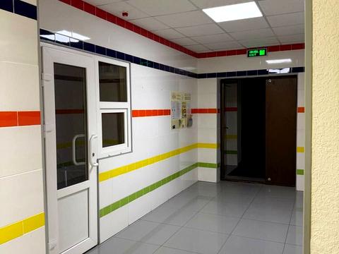 квартира за адресою Академіка Лебедєва вул., 1