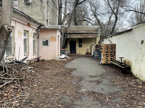 коммерческая по адресу Французский бульв., 12А