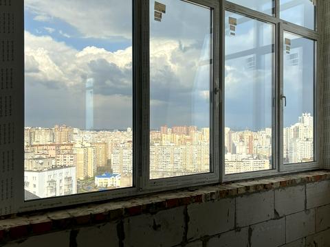 коммерческая по адресу Днепровская набережная ул., 14