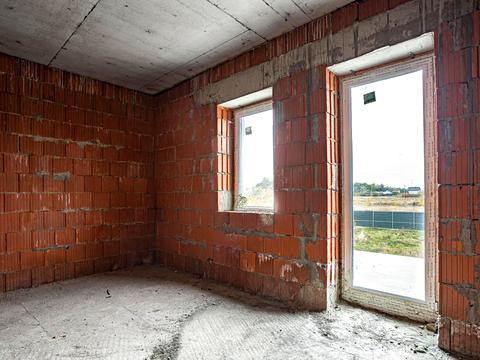 дом по адресу Деснянская ул.