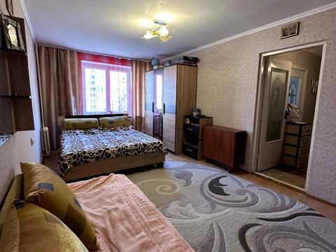 квартира за адресою Володимира Івасюка вул., 2