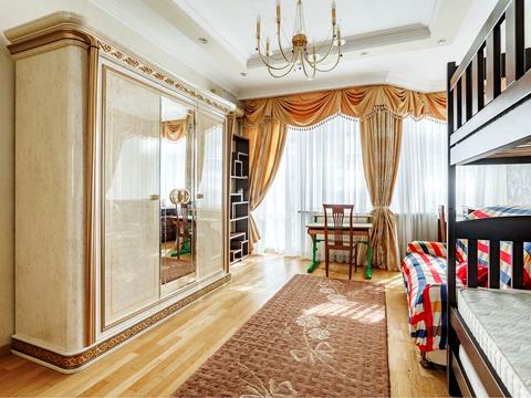 квартира по адресу Кловский спуск, 5