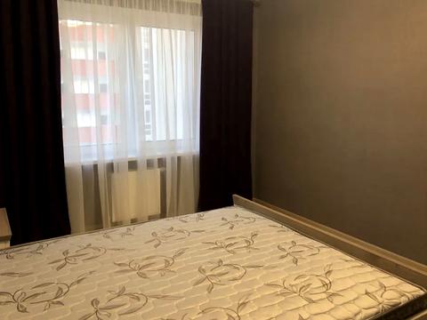 квартира за адресою Софії Русової вул., 5-Б
