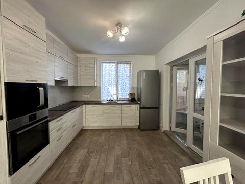 будинок за адресою Лугова