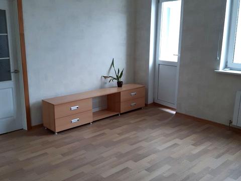 квартира за адресою Бориса Гмирі вул., 8-Б
