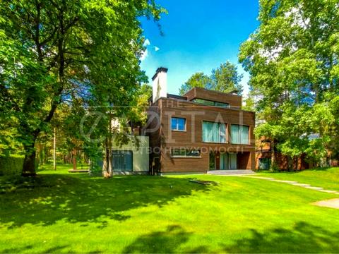 будинок за адресою Лебедівка